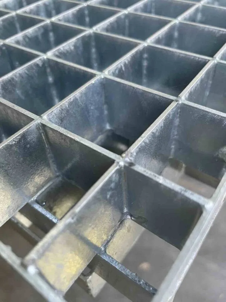 Tramex de aluminio: ligereza y usos